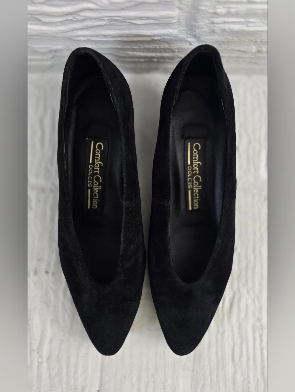 Dolcis Comfort Collection Black Genuine Suede Low Kitten Heel Pumps